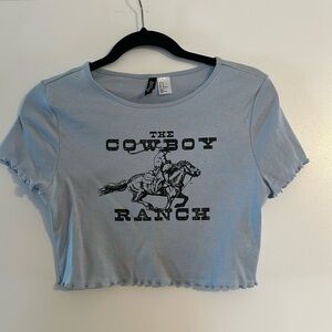 Blue cropped graphic tee